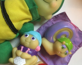 Vintage, retro, 80s, 1980s, Glo Friends, choose style, glow in the dark, glow worm, Glo bugs, playskool, 1986, 1988, NewellsJewels On etsy