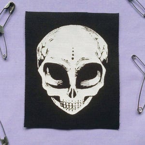 Alien Skull Cyber punk Sew-on Patches