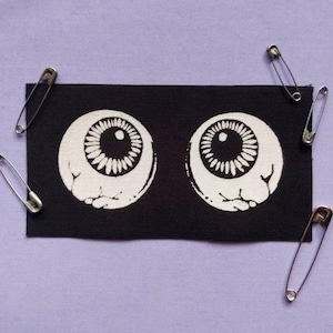 Conjunto de 2 adesivos de costura para Halloween de terror com bolas de olho