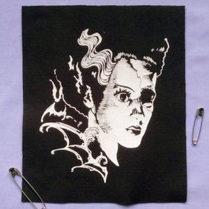 Zombie Braut von Frankenstein & Fledermausflügel Halloween Horror Aufnäher