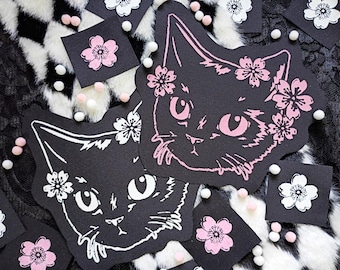 Zwarte kat en sakura kersenbloesems Japanse Halloween opnaaipatches