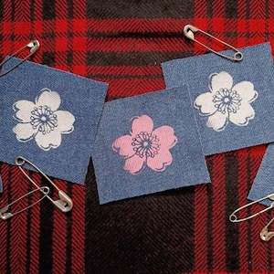 LIMITED! Sakura Cherry Blossoms Mini Sew-on Patches (Blue denim version)