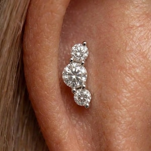 Moissanit Cluster Cartilage Stud 925 Sterling Silver Helix Tragus Platt Bak Minimalistisk Örhänge