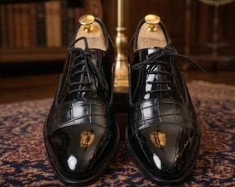 Sapatos Oxford masculinos de couro preto feitos à mão - Sapatos sociais com textura de crocodilo genuína para PK HUBB