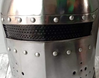 Casco de caballero medieval de cobertura total: equipo de armadura para LARP y teatro.