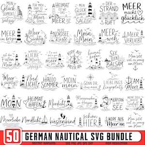Peut inclure: Une collection de 50 motifs graphiques en noir et blanc sur le thème nautique, comprenant des phares, des voiliers, des ancres et des phrases en allemand liées à la mer, à la plage et à la vie côtière, présentés sous forme de grille.