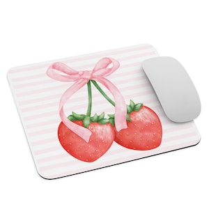 Strawberry Mouse Pad,Coquette Desk Accessory, Cottagecore Schreibtisch Deko,Pink Aesthetic Mauspad,Geschenk für Erdbeer Fans, Homeoffice,