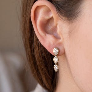 Gold Three Stone Pear Cut Bezel Drop Earrings, Teardrop Dangle Huggies, Minimalist Linear Earring Pair, Dainty Modern Triple Drop Jewelry