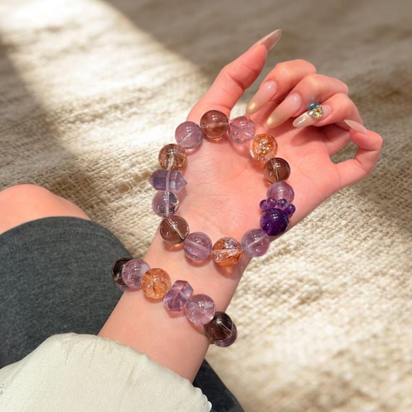 Bracciale in quarzo con cristalli di tè, ametista e lamina d'oro color ambra fumé viola / Perle grandi da 14 mm / Elastico, lunghezza 6,5" (adatto anche a maglie più grandi) / Spedizione dagli Stati Uniti