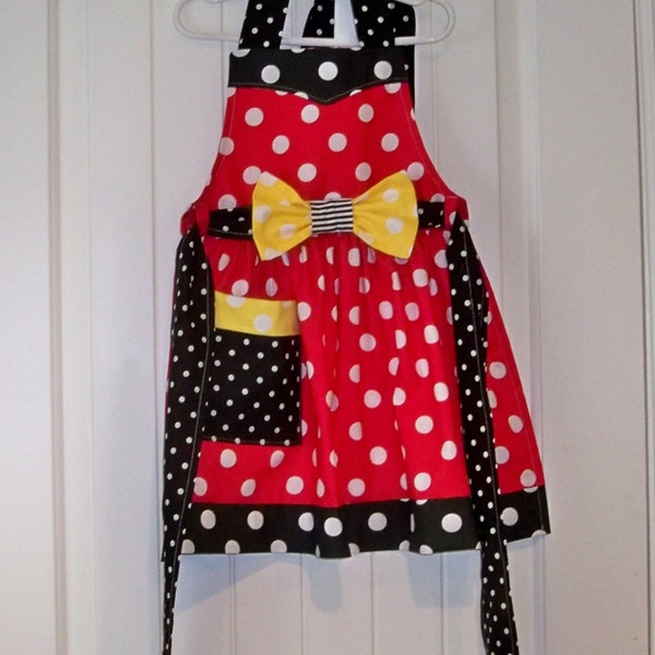 Child size  Legends Minnie Mouse  Apron  Red, black and yellow