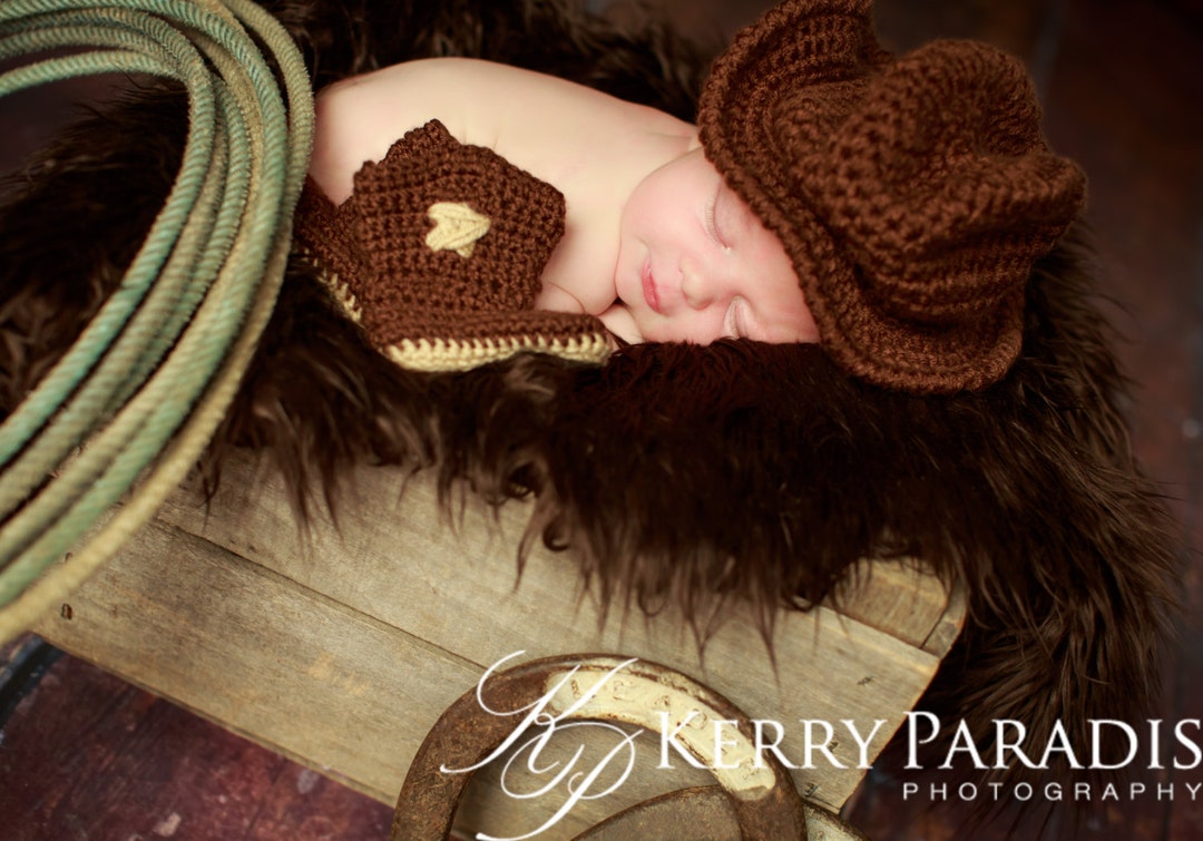 infant cowboy hat and boots