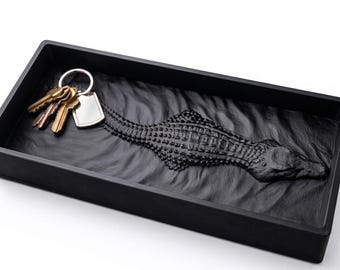 Bandeja organizadora con forma de cocodrilo, plato multiusos con forma de caimán impreso en 3D, accesorio de escritorio único para hombre, llavero con forma de caimán, regalo de oficina original para él.