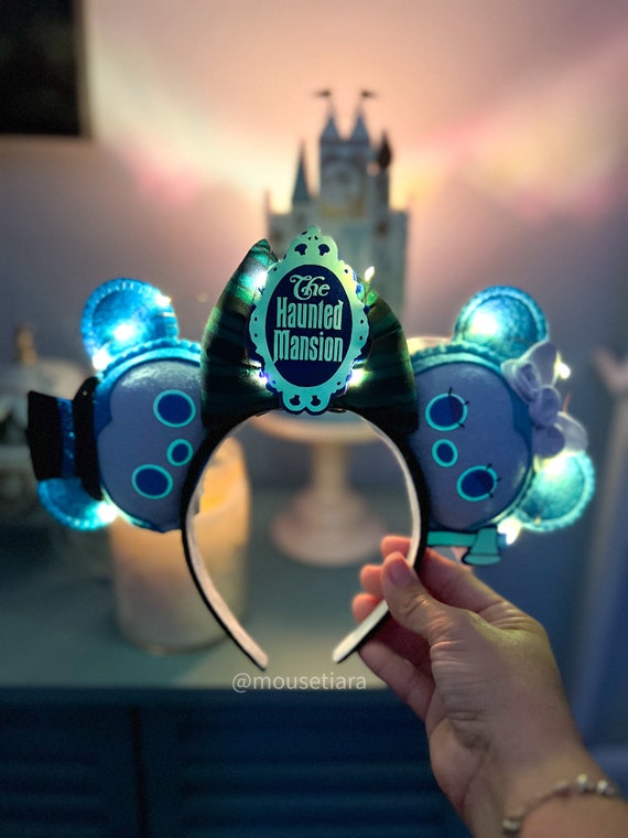 Disney Ears Light up Mickey Ears Haunted Mansion Hat Box  display picture 2