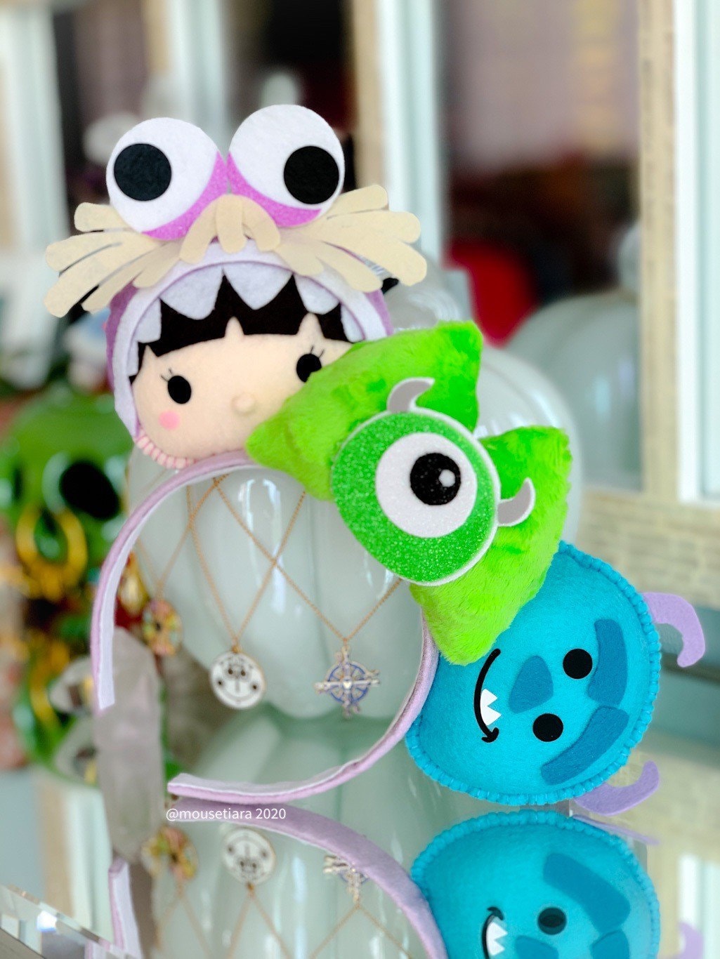 カチューシャ・被り物・帽子 Disney Friends Tsum Tsum Headband モンスターズインク ミッキー耳カチューシャ ツムツム ウフフィ