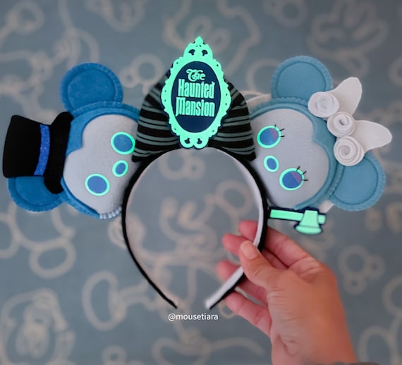 The Haunted Mansion Bride Minnie Mouse Ears Headband Disney Parks The Haunted Mansion Bride Minnie Mouse Ears  main image 2
