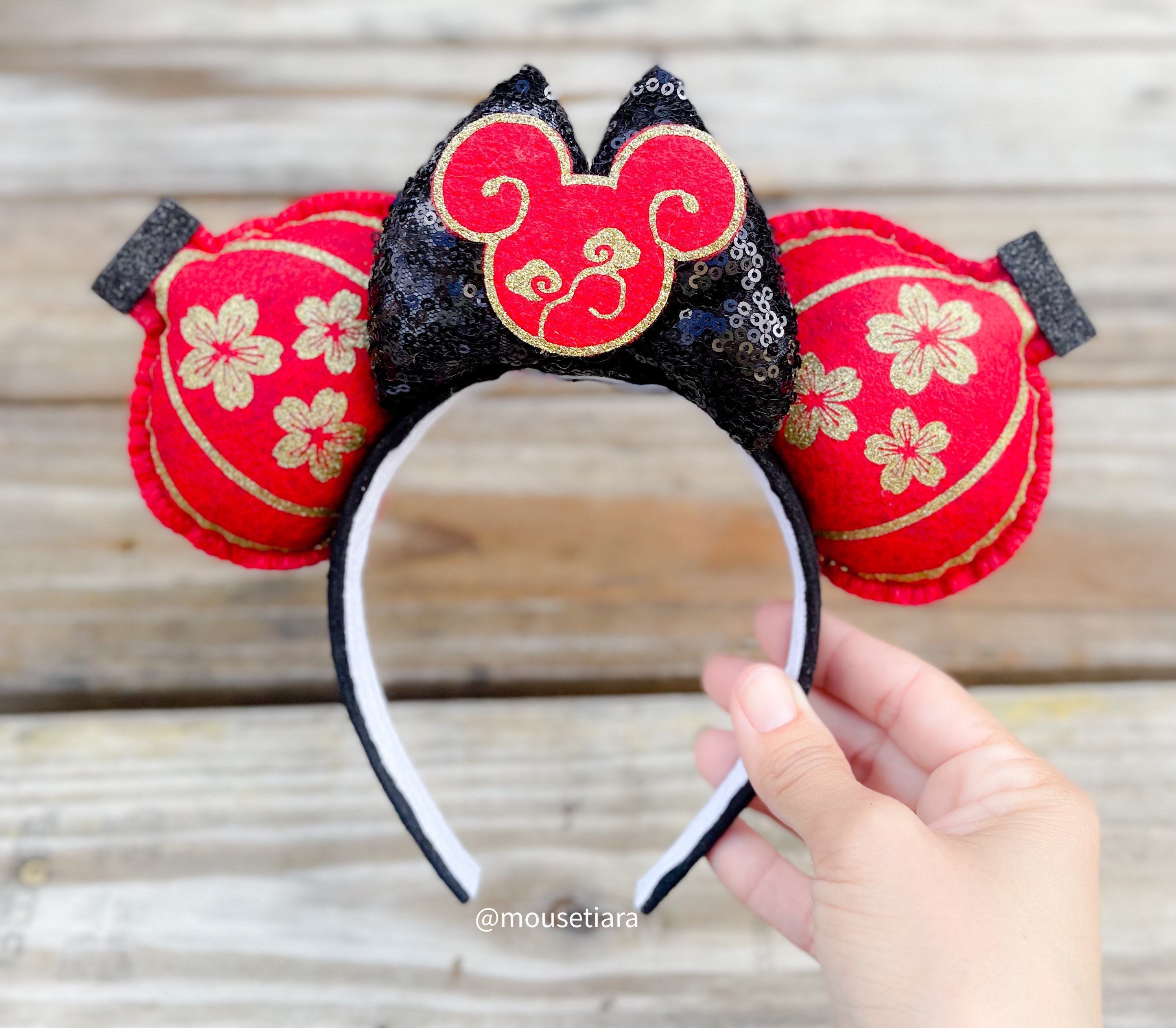 Disney Ears Red Gold Chinese Lanterns Lunar New Year Mickey 