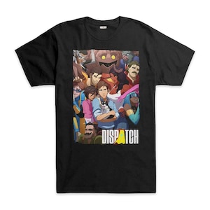 以下が含まれることがあります： 様々な漫画のキャラクターのカラフルなグラフィックが特徴の黒いTシャツ。「DISPATCH」の文字がグラフィックの下部に白いブロックレターで印刷されています。このシャツは柔らかい素材で作られています。