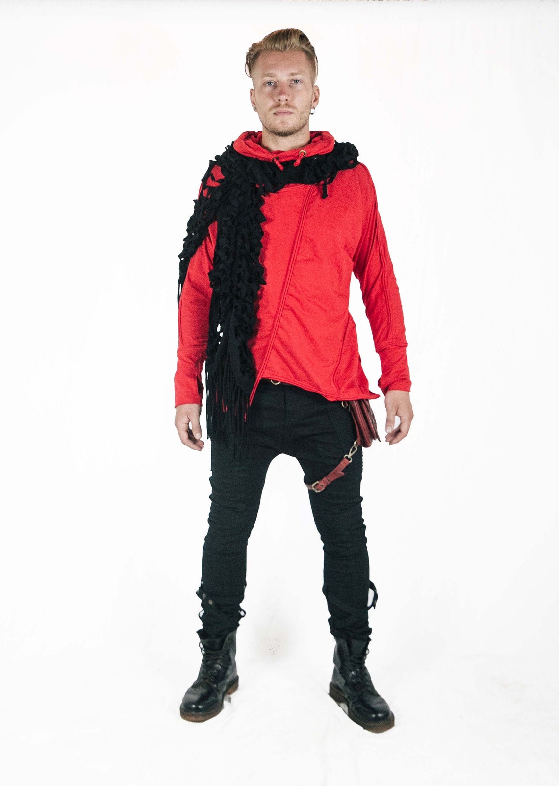 LARGE SQUARE SCARF TO CATCH A SPIDER