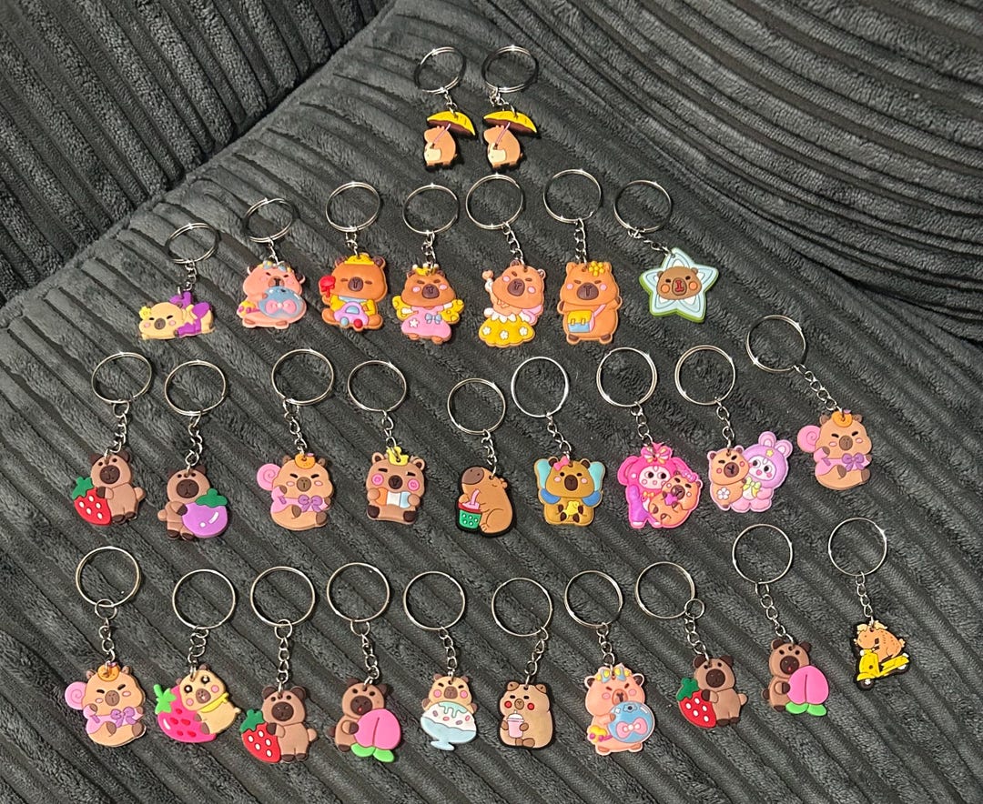 Capybara and Bear Small Keyrings - Etsy UK