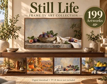 Puede incluir: Una colección digital titulada Still Life Frame TV Art Collection con 199 obras de arte. La pantalla muestra un bodegón con higos en un cuenco, mientras que las puertas del mueble inferior muestran diversas escenas.