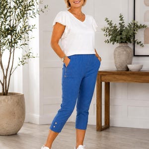 Women’s Super Stretch Capri Pants | Elastic Waist Cropped Trousers | Pull-On Summer Trousers | Plus Size Friendly