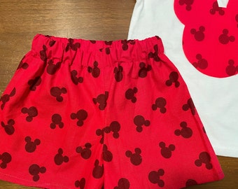 Girls' Mickey Mouse Outfit: Appliqued Shirt & Elastic Shorts