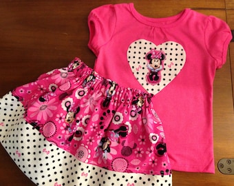 Girls Minnie Mouse Outfit: Applique Shirt & Pink Skirt