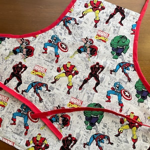 Kids Reversible Avengers Apron: Cotton Art & Cooking Apron