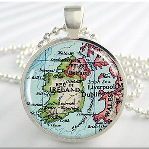 Ireland Map Pendant, Resin Map Charm, Irish Map Necklace Gift, Picture Jewelry, Resin Pendant, Gift Under 20, Silver Round 768RS