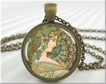 Alphonse Mucha Necklace, Art Pendant Charm, Mucha Ivy Art Nouveau, Picture Necklace, Neoclassical Art, Round Bronze, Paris Art 585RB