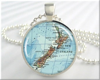 New Zealand Map Pendant, Resin Charm, New Zealand Map Necklace, Picture Jewelry, Round Silver, Gift Under 20, Map Charm, Travel Gift 613RS