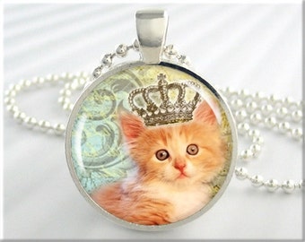 Kitten Art Pendant, Cat With Crown Necklace, Resin Pendant, Little Kitty Necklace, Round Silver, Cat Lover Gift, Cute Kitten Charm 102RS