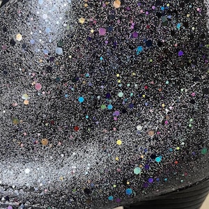 Stivali Clarks in pelle nera olografica glitterata, unici e personalizzati, taglia 8 immagine 6