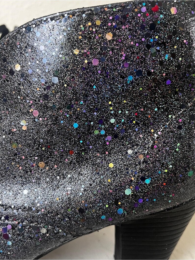 Stivali Clarks in pelle nera olografica glitterata, unici e personalizzati, taglia 8 immagine 6