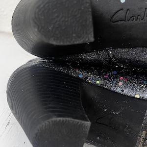 Stivali Clarks in pelle nera olografica glitterata, unici e personalizzati, taglia 8 immagine 10