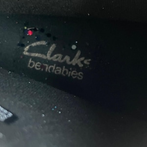 Stivali Clarks in pelle nera olografica glitterata, unici e personalizzati, taglia 8 immagine 8