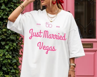 Camiseta personalizada "Recién casados", camiseta de boda personalizada, camiseta para la luna de miel de los novios, camisetas a juego para la fiesta de bodas, camiseta personalizada con nombre, fecha y ciudad.