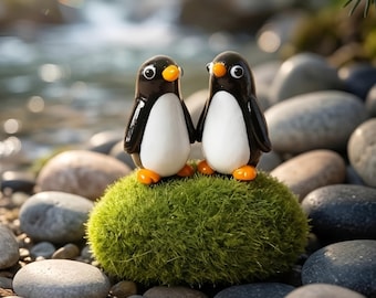 Handmade Glass Penguin Figurine, Hand Blown Penguin Ornament, Mini Glass Animal Figurine, Penguin Decor, Christmas Ornament, Cute Gift
