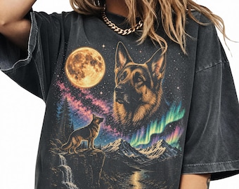 90s German Shepherd Howling T-Shirt - Men & Women's Unisex Graphic Tee - Vintage 90s Dog Meme Shirt - Full Moon Pet Tee - Retro Dog Tee