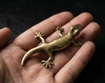Statuetta di geco in ottone massiccio: ornamento da scrivania a forma di lucertola in stile vintage, decorazione per la casa con rettile