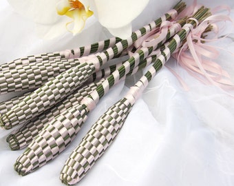 ON VACATION, Fancy Pink Large Organic Lavender Wand Woven from Freshly Picked Flowers Natural scent Pink Wedding natural Nature Gift