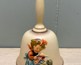 Vintage Goebel M.J. Hummel jaarbel 1983, de 'Knit One'