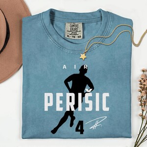 Comfort Colors® Air Perišić #4 Soccer Player Tribute Graphic Tee, Croatia Football Star Signature Design, 2026 World Cup Fan Unisex T-Shirt 画像 9