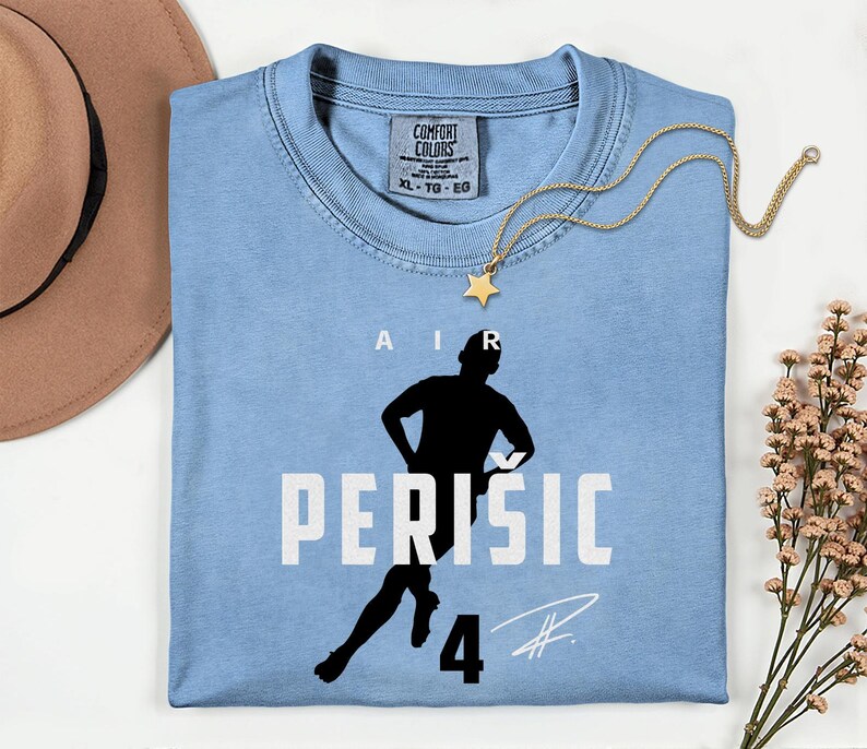 Comfort Colors® Air Perišić #4 Soccer Player Tribute Graphic Tee, Croatia Football Star Signature Design, 2026 World Cup Fan Unisex T-Shirt 画像 13