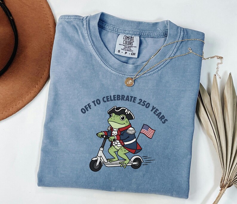 Comfort Colors America 250 TShirt, Funny Frog Graphic Tee, Revolutionary War Top, July Fourth Outfit, Independence Day Gift For Patriot image 4