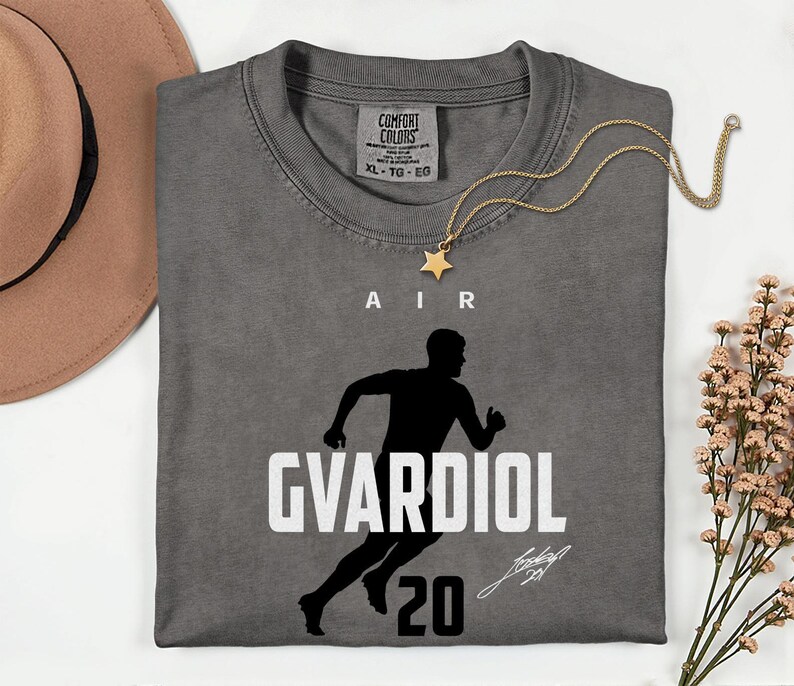Comfort Colors® Air Gvardiol 20 Soccer Player Tribute Graphic Tee, Croatia Football Star Signature Design, 2026 World Cup Fan Unisex T-Shirt image 12