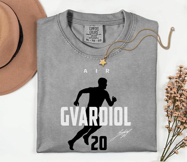 Comfort Colors® Air Gvardiol 20 Soccer Player Tribute Graphic Tee, Croatia Football Star Signature Design, 2026 World Cup Fan Unisex T-Shirt image 8