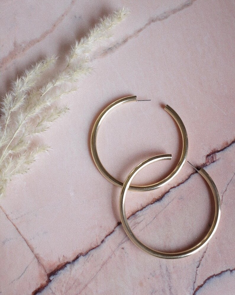 Oversized Thick Hoops