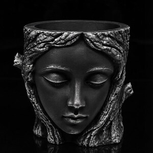 Dryad Face Planter, Gothic Makeup Brush Holder, Concrete Pen Pot, Dry Flower Vase