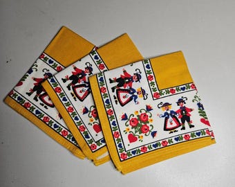 Servilletas de lino vintage de arte popular, juego de 3, amarillas, con estampado floral escandinavo-germánico, 28 cm (11 pulgadas)